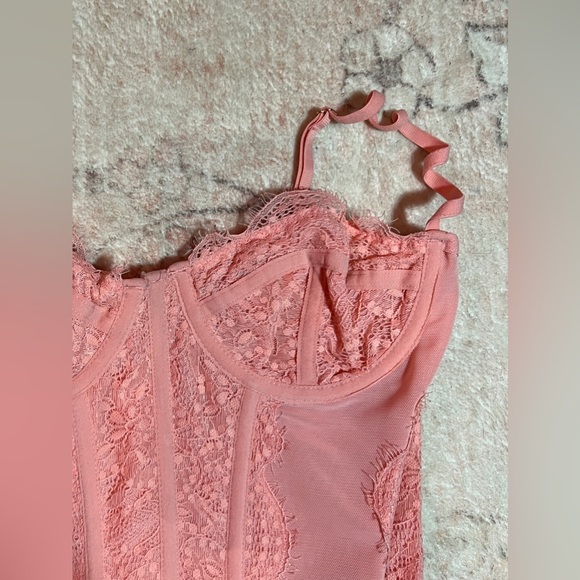 Urban Outfitters Modern Love Corset in PINK! - Picture 5 of 5